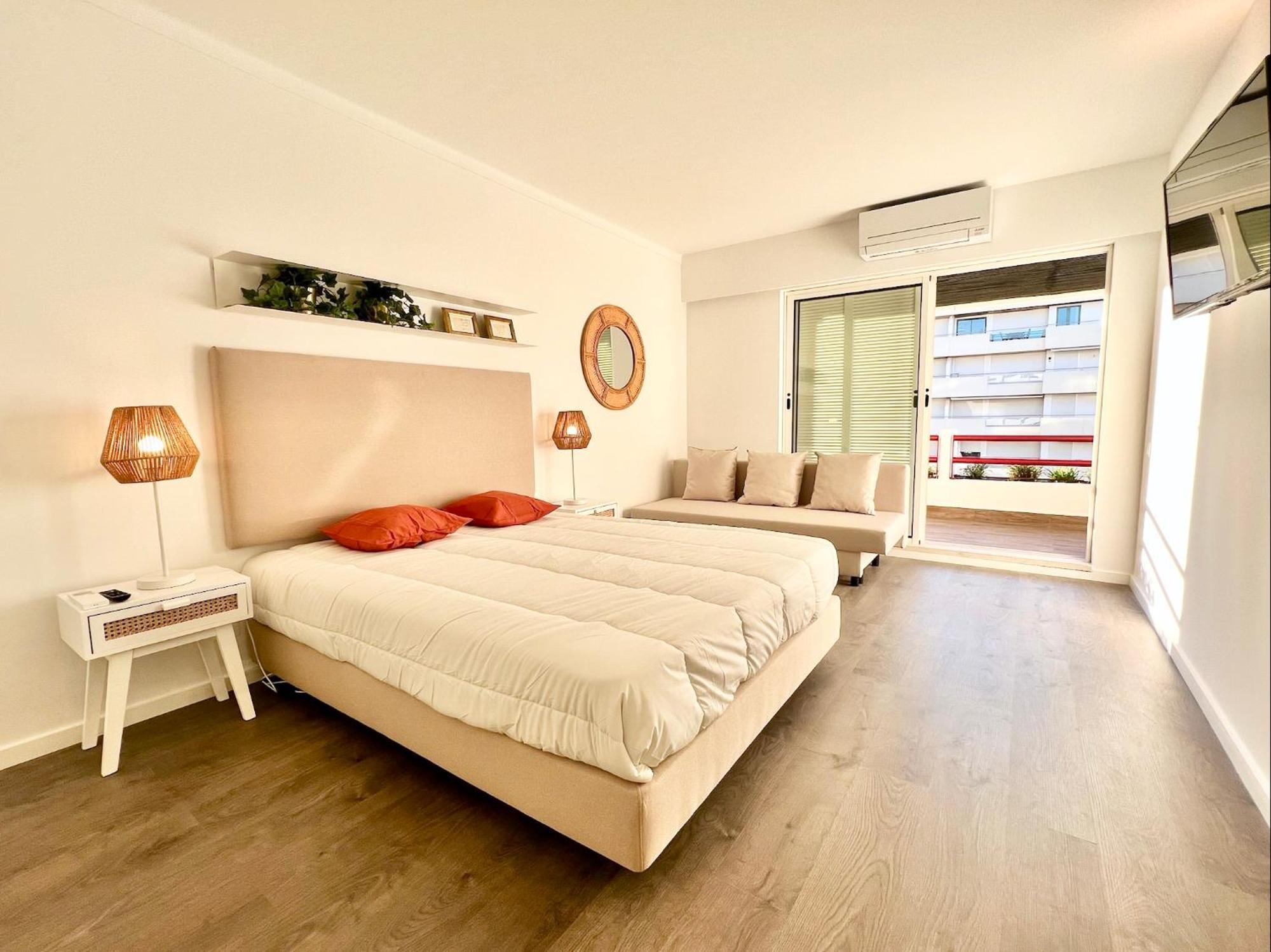 Out 20 Levante Apartment *