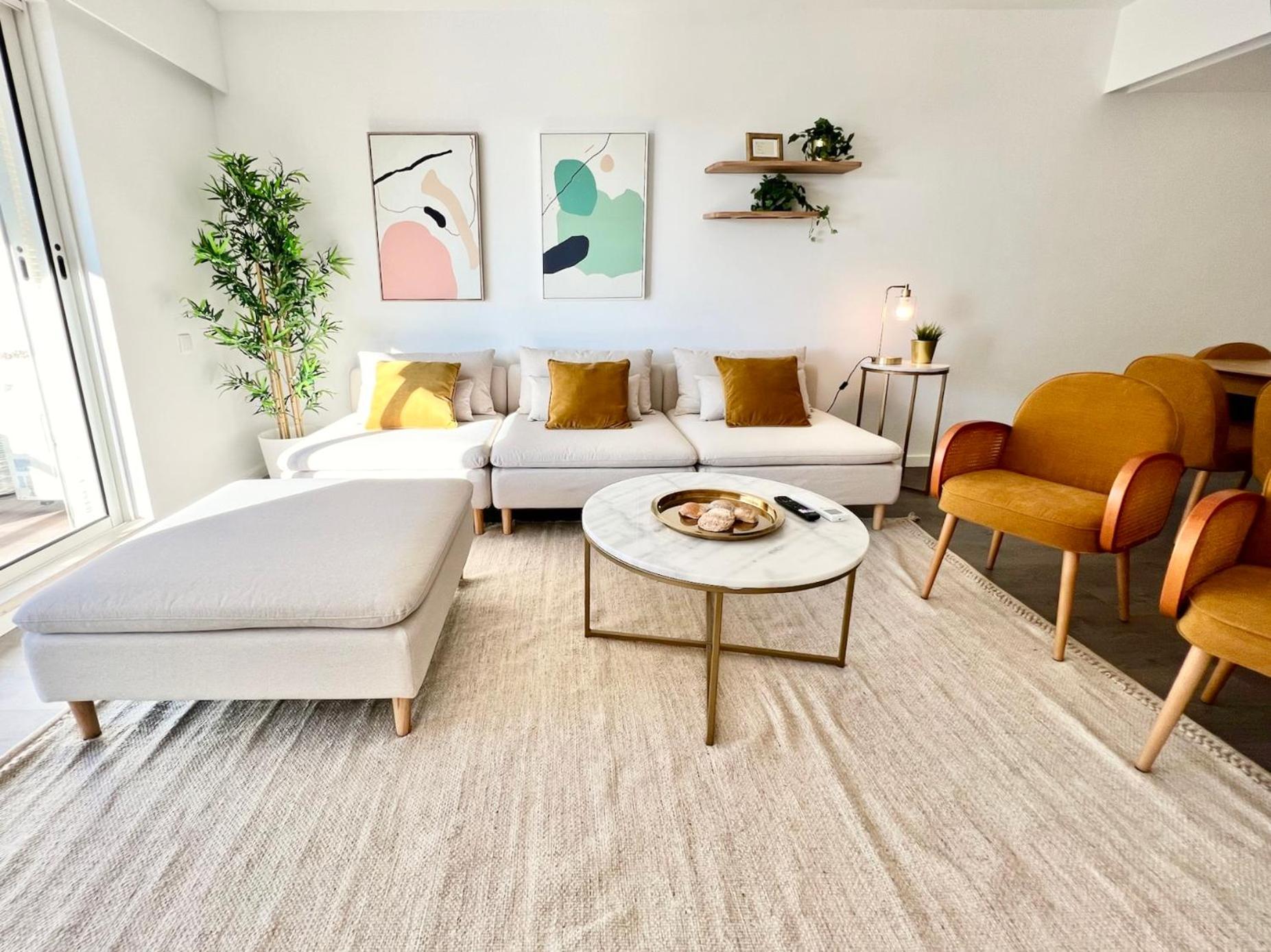 Out 20 Levante Apartment *